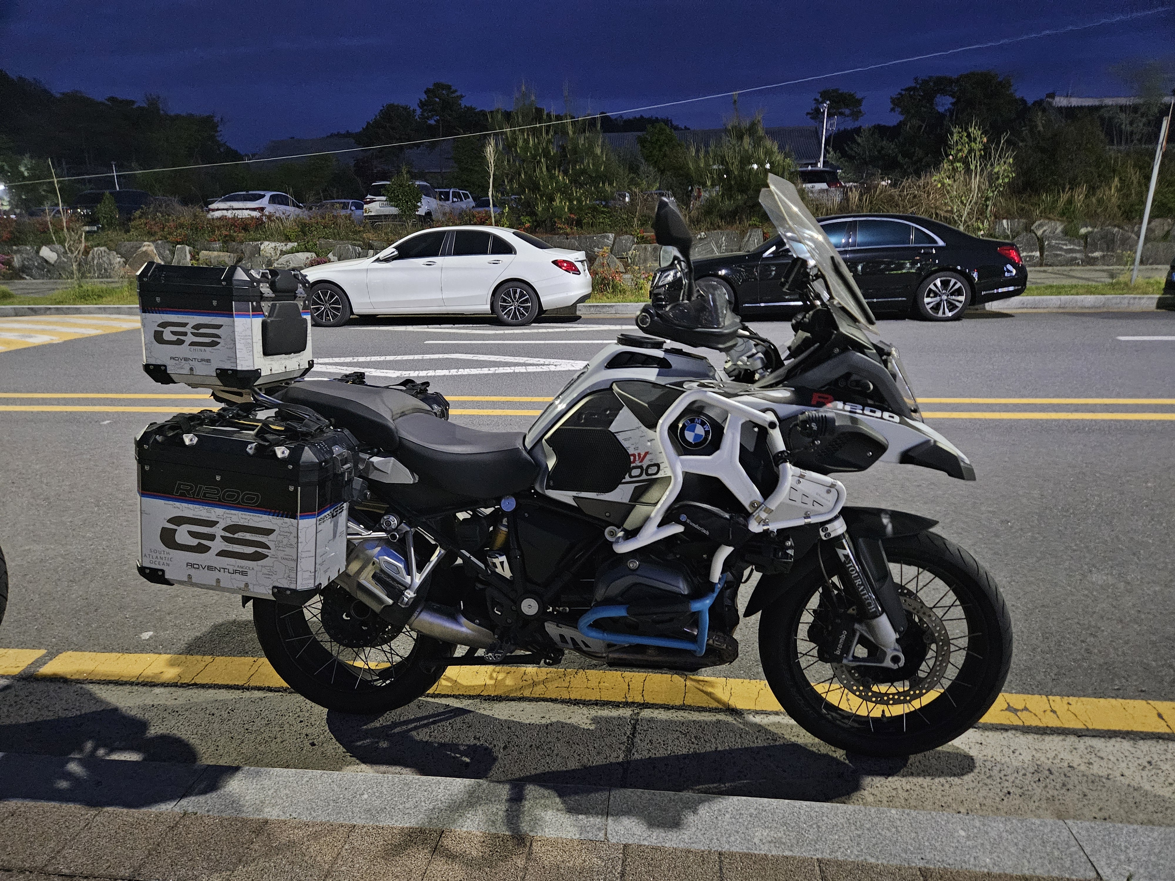 R1200GSA
