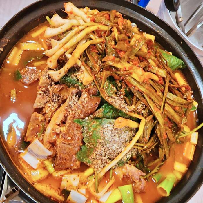 맛있는녀석들 제419회 산더미 파김치 감자탕 김치 러버 문선생 강남 양재 맛집 추천 소개