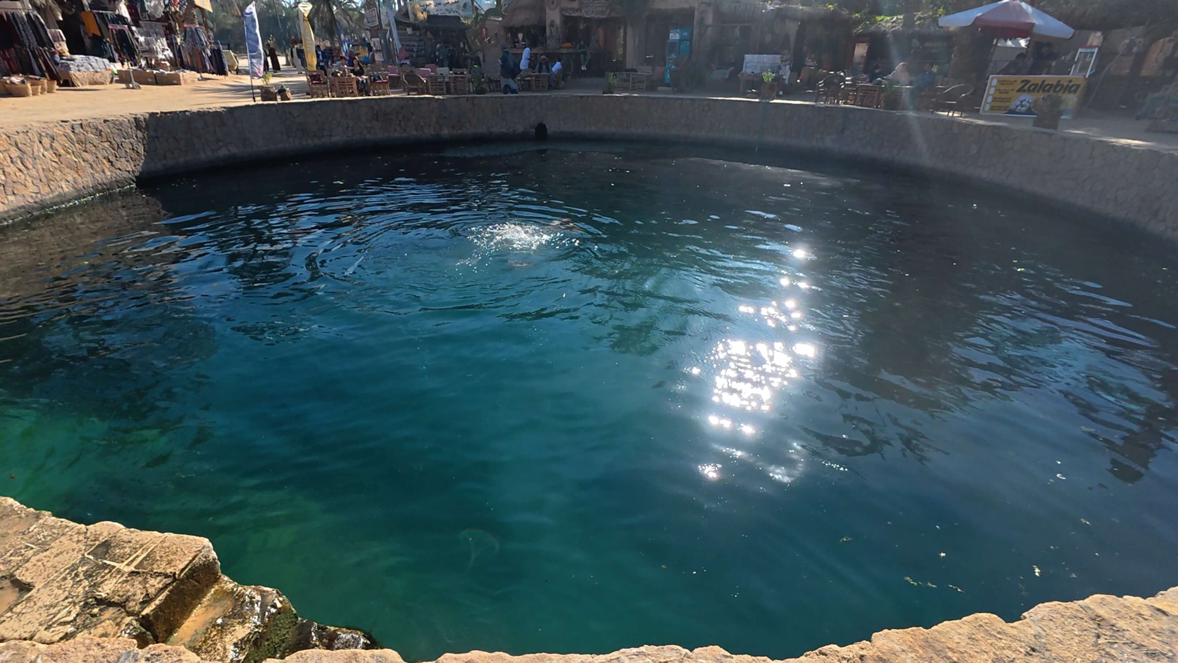 클레오파트라샘