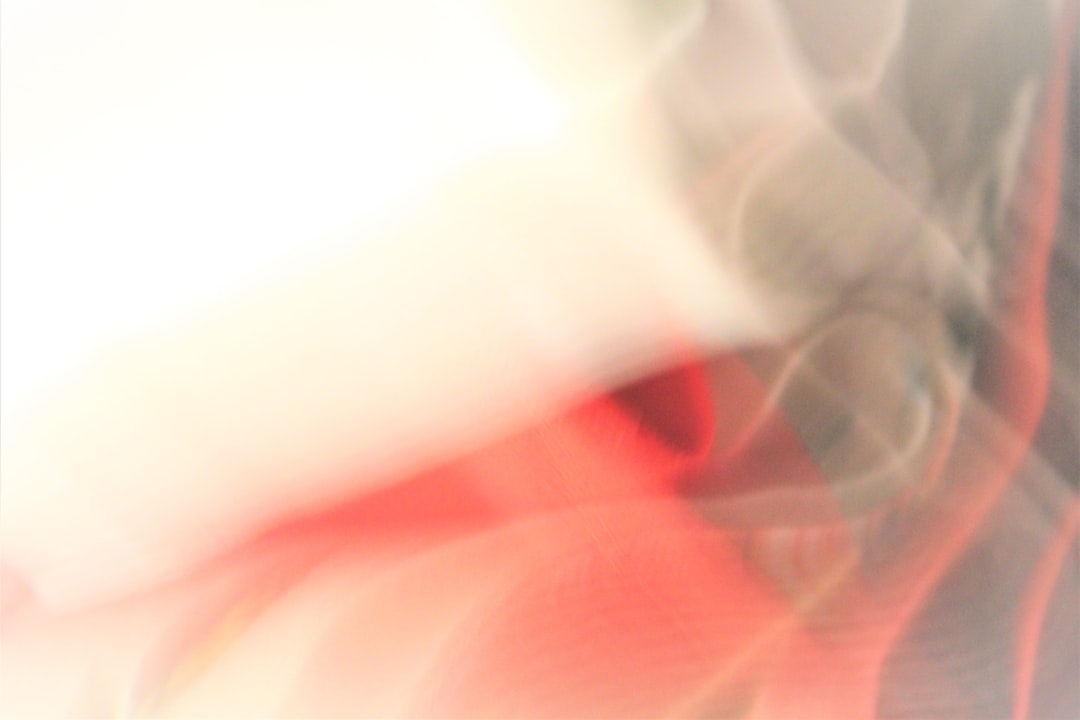 The word blur is closely associated with the English noun and verb blur.