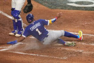 미국 이란 전쟁 수혜주 TOP 4 및 에너지 비상령 자동차 5부제와 연계된 글로벌 정세 요약 인포그래픽