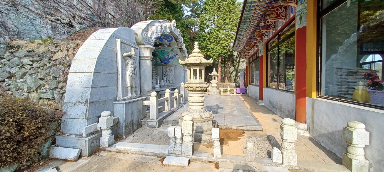 보현암 법당