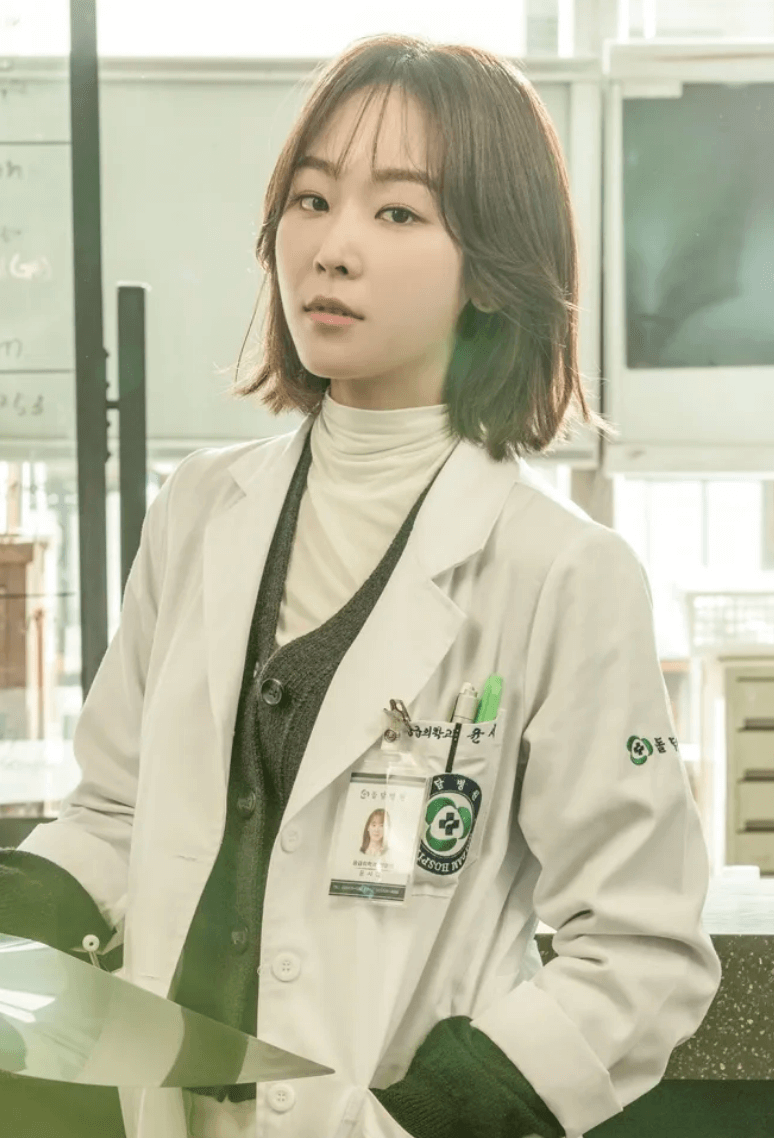 낭만닥터-김사부-윤서정