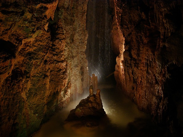 cave
