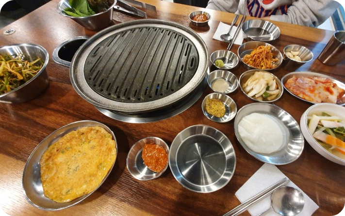 계단집의 기본 상차림