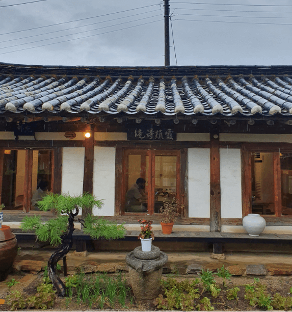 통나무묵집-식당-한옥-인테리어