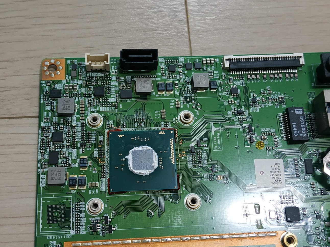 CPU