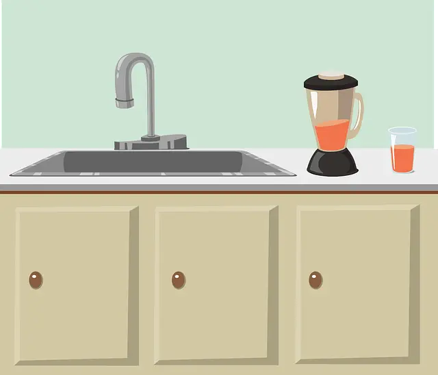 싱크대 하수구 냄새 제거와 배관 손상 방지 방법