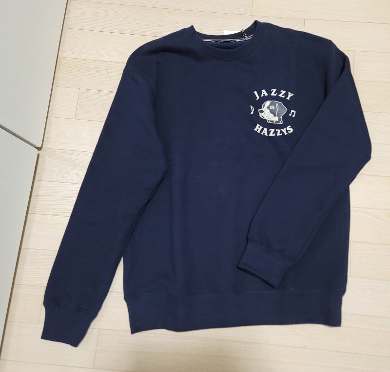 헤지스 티셔츠 앞면