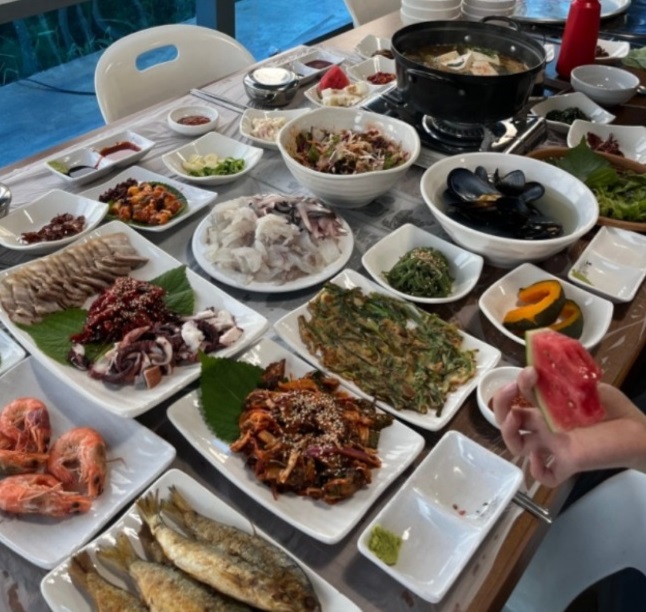 6시내고향-사천-비토- 밥주는민박집-순애민박굴구이