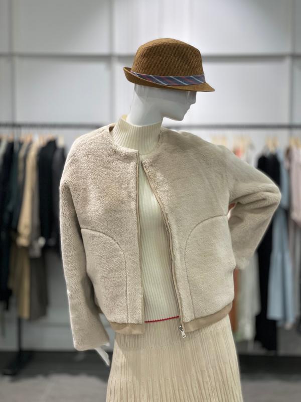 보브 라운드넥 무스탕 리버시블 양면 숏 점퍼 7150475503