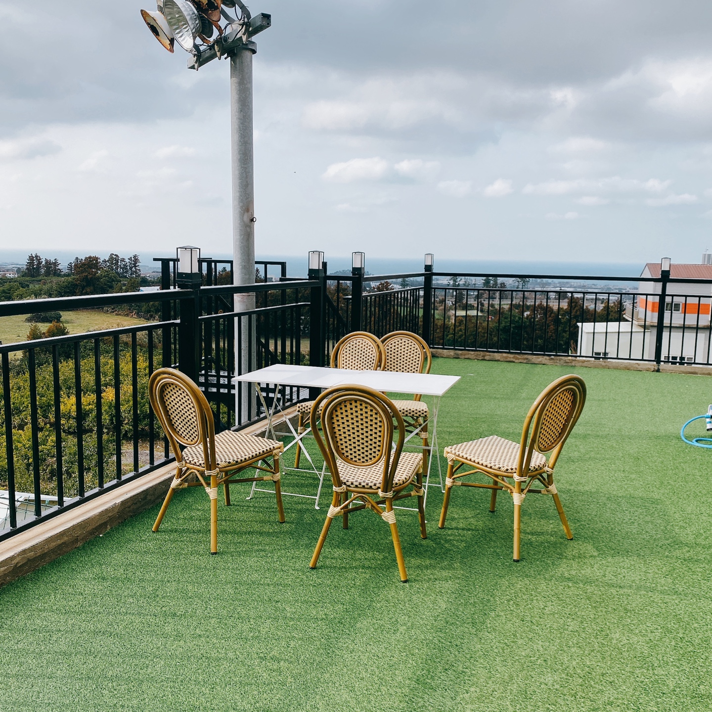 제주 애월 환혼 무수천계곡 트리하우스 웃뜨리 카페