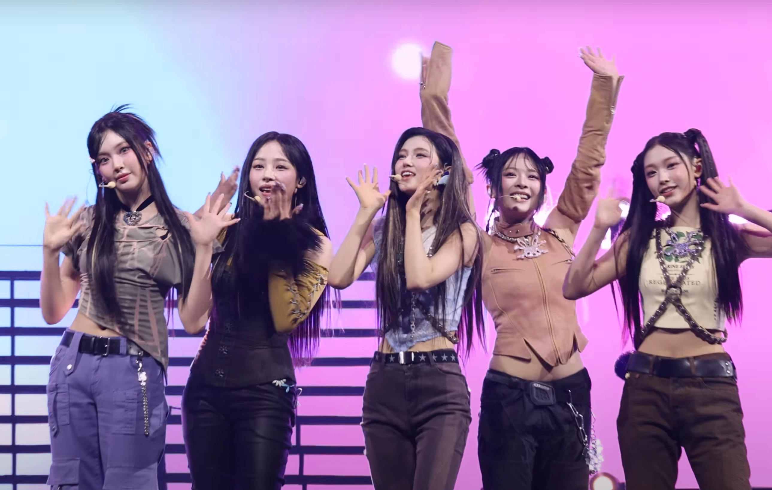 2023 AAA 올해의 가수&#44; 올해의 노래 뉴진스 수상