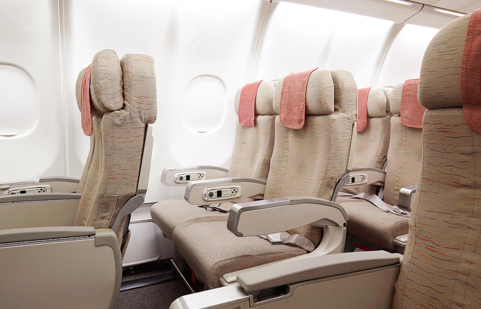 아시아나항공 에어버스 A330 기본정보, 좌석배치도, 좌석 간격