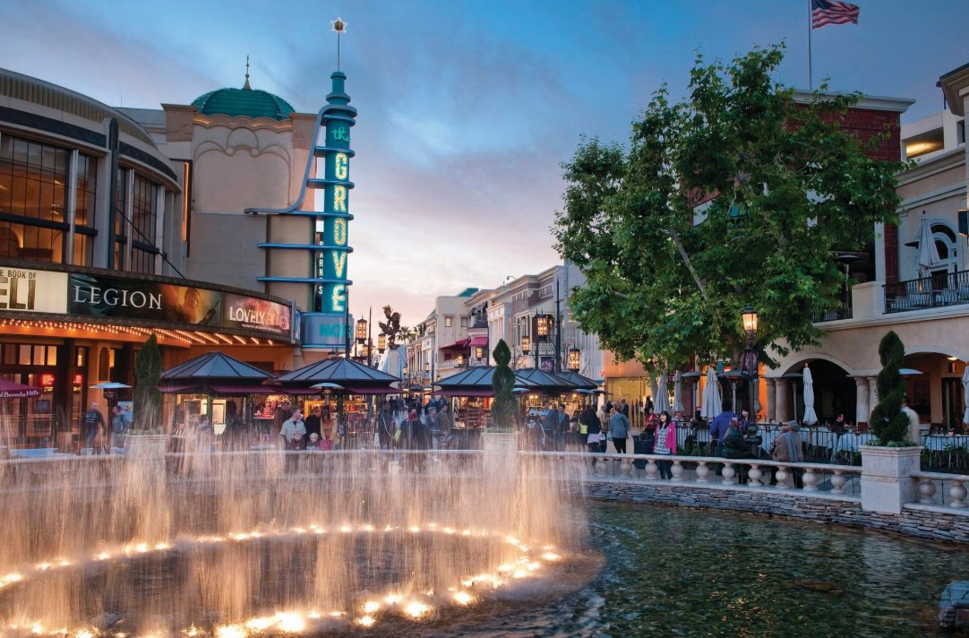 더 그로브 관련 사진