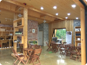 카페 내부이미지 출처:하늘수목정원 홈페이지