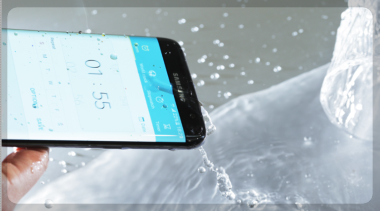스마트폰 물에 빠졌을 때 대처법