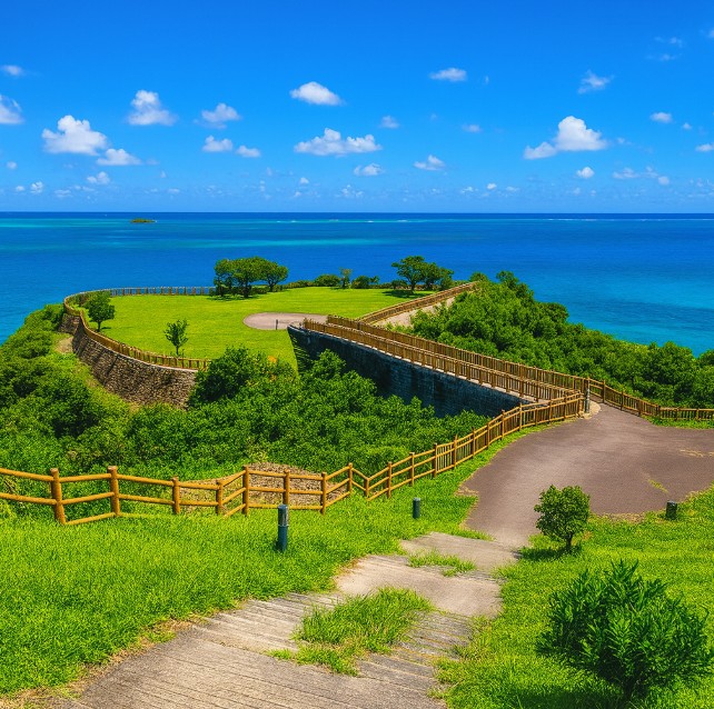 오키나와의 치넨 미사키 공원(치넨 곶 공원)