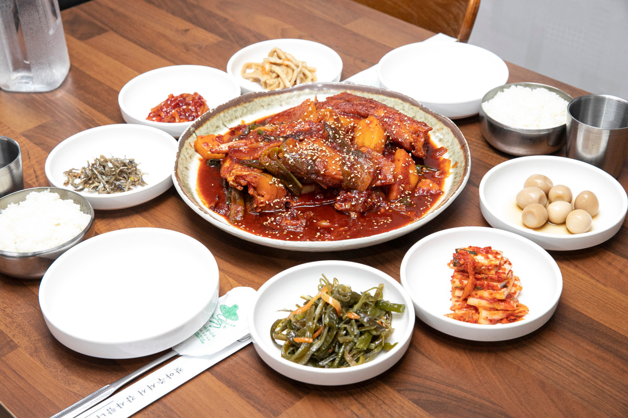 녹원식당 고성본점