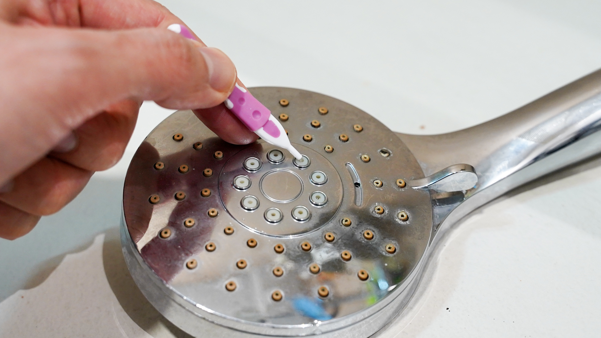 샤워기 헤드 청소