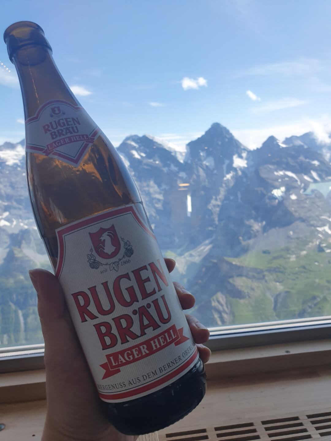 쉴트호른에서-파는-맥주