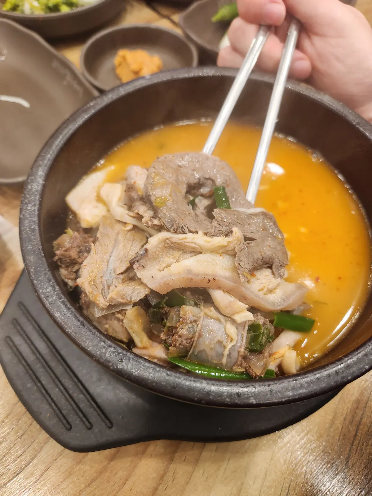 은평구-구파발-순대국-맛집-고향옥얼큰순대국-기본-순대국-푸짐한-순대-부속고기