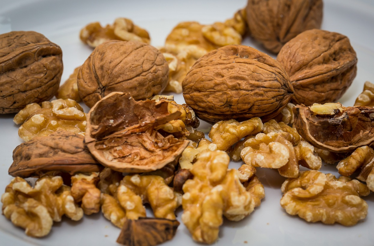 오메가-3가 풍부한 혈관 건강 식품 호두