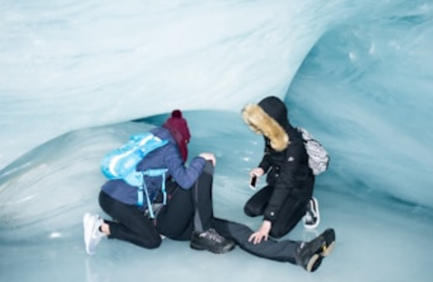 노년층을 위한 겨울철 낙상 예방 가이드 &ndash; 부모님께 꼭 알려드리세요