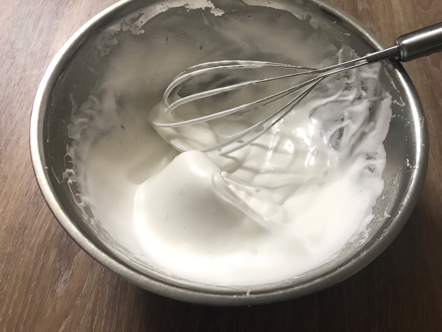 손으로 머랭치기 (머랭 잘치는 법,머랭치기 팁)