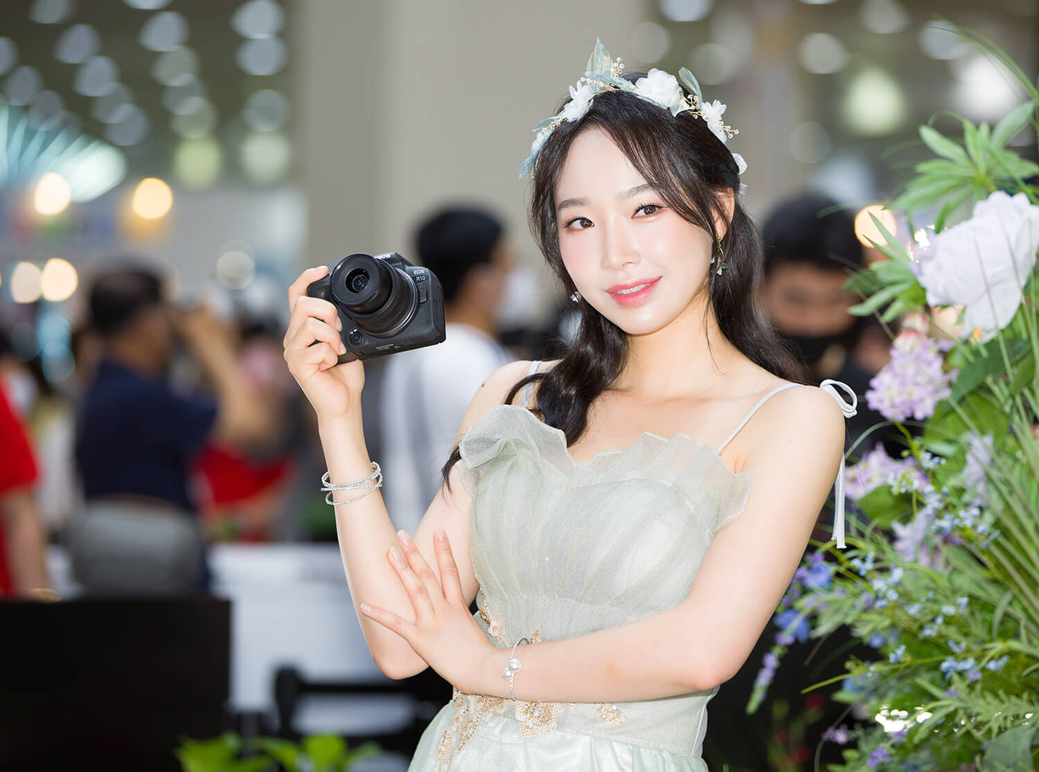 P&I 2022 캐논 부스 모델 김다나5