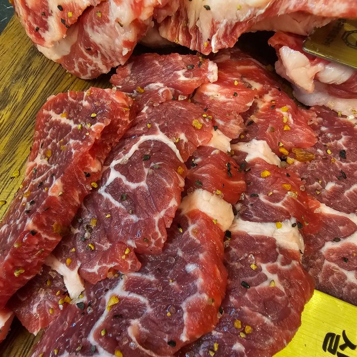 지방이 적당히 들어간 고기