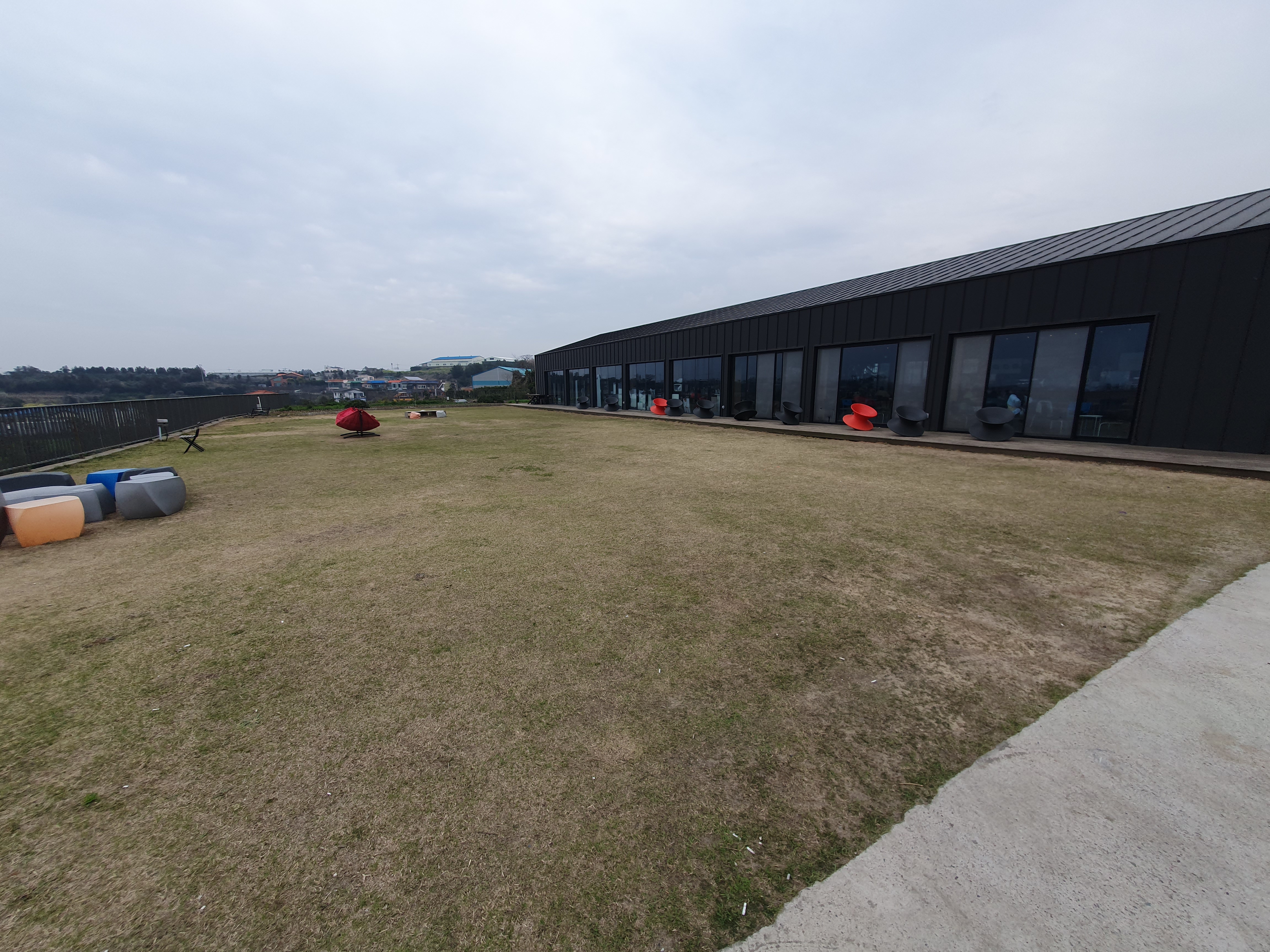 제주 토토아뜰리에 도착