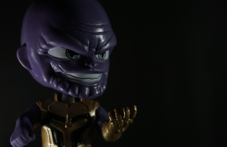 월트 디즈니 컴퍼니의 악당 인기 변화 분석, 악당 인기에 영향을 미치는 요소, 남성 악당 vs 여성 악당 인기 차이