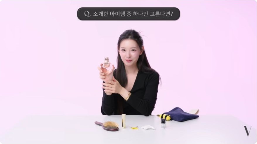Kim Ji-won holding Bvlgari Omnia Crystalline Eau de Parfum in Vogue Korea&rsquo;s beauty video