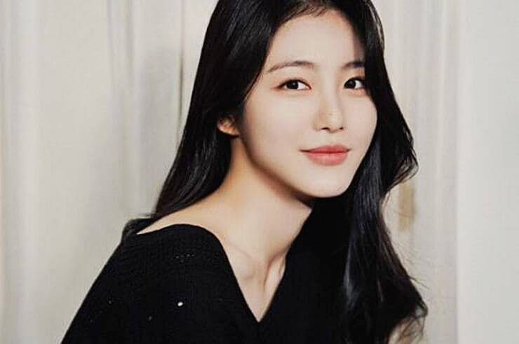 배우-신예은