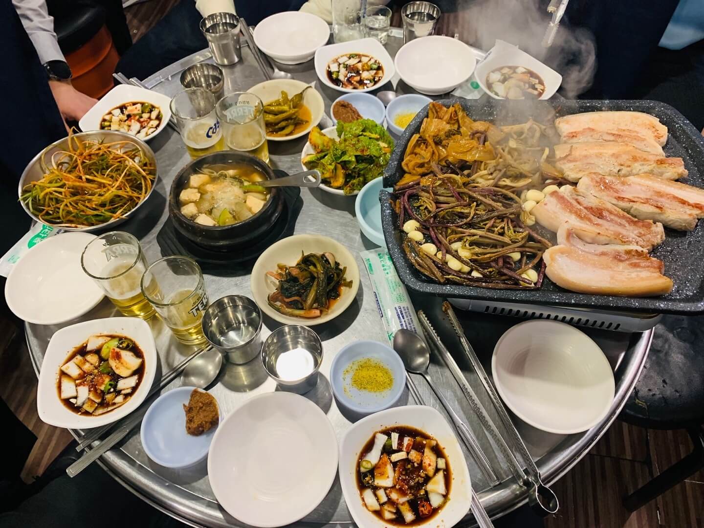 기본 반찬 구성