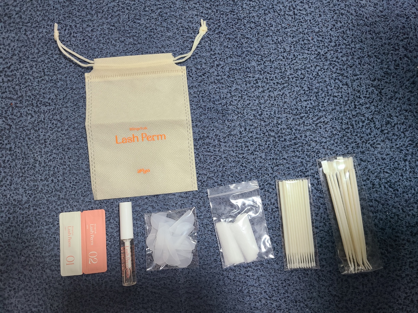 아유아유 블링착 래쉬펌 1세트 구성품