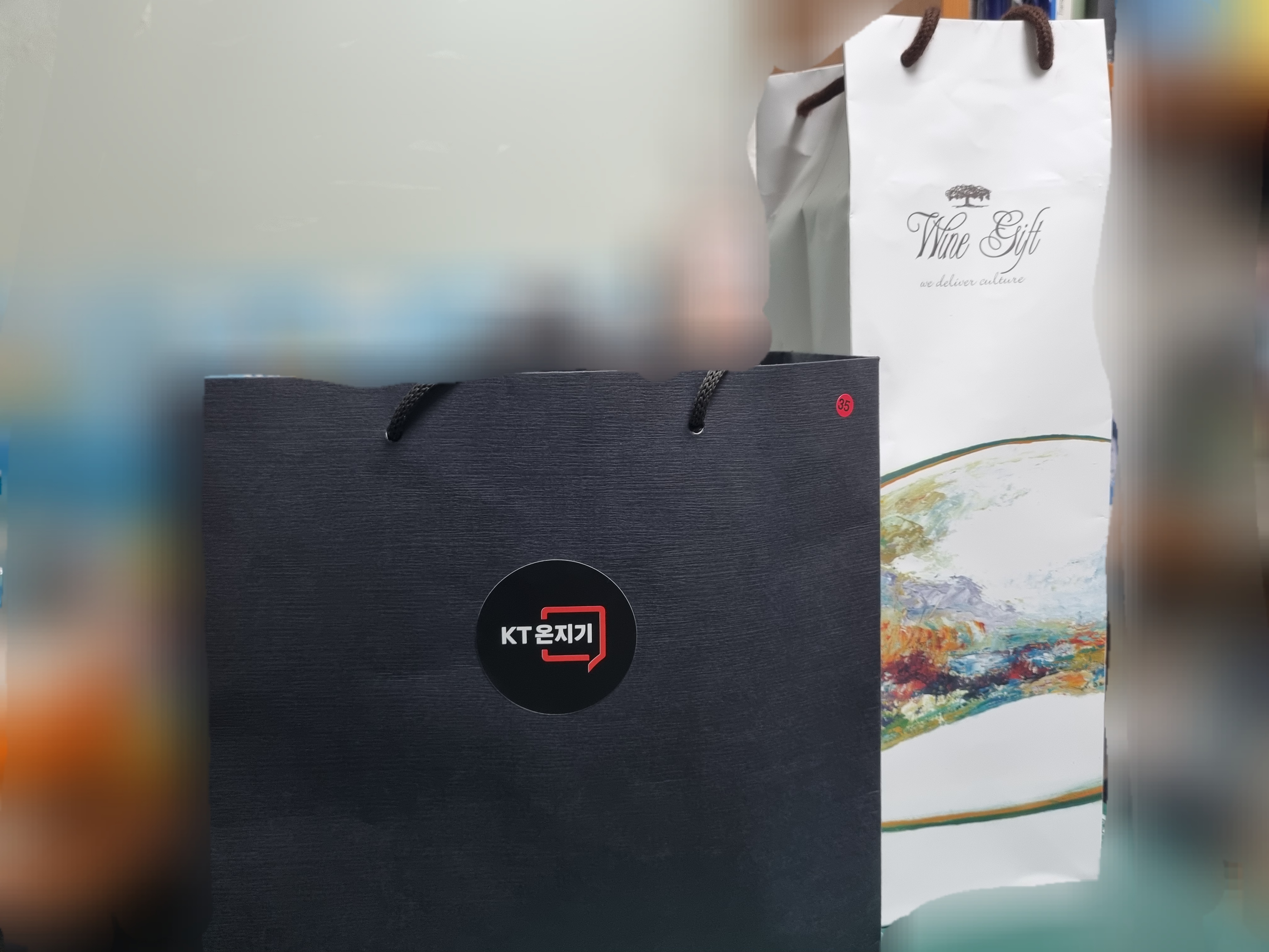 KT 온지기 2기 웰컴 키트 및 럭키 드로우 상품