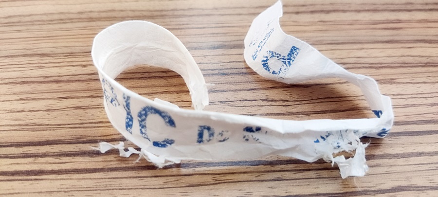 놀다보면 엉망이되는 손목밴드