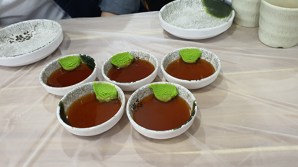 화산해물찜 실내전경