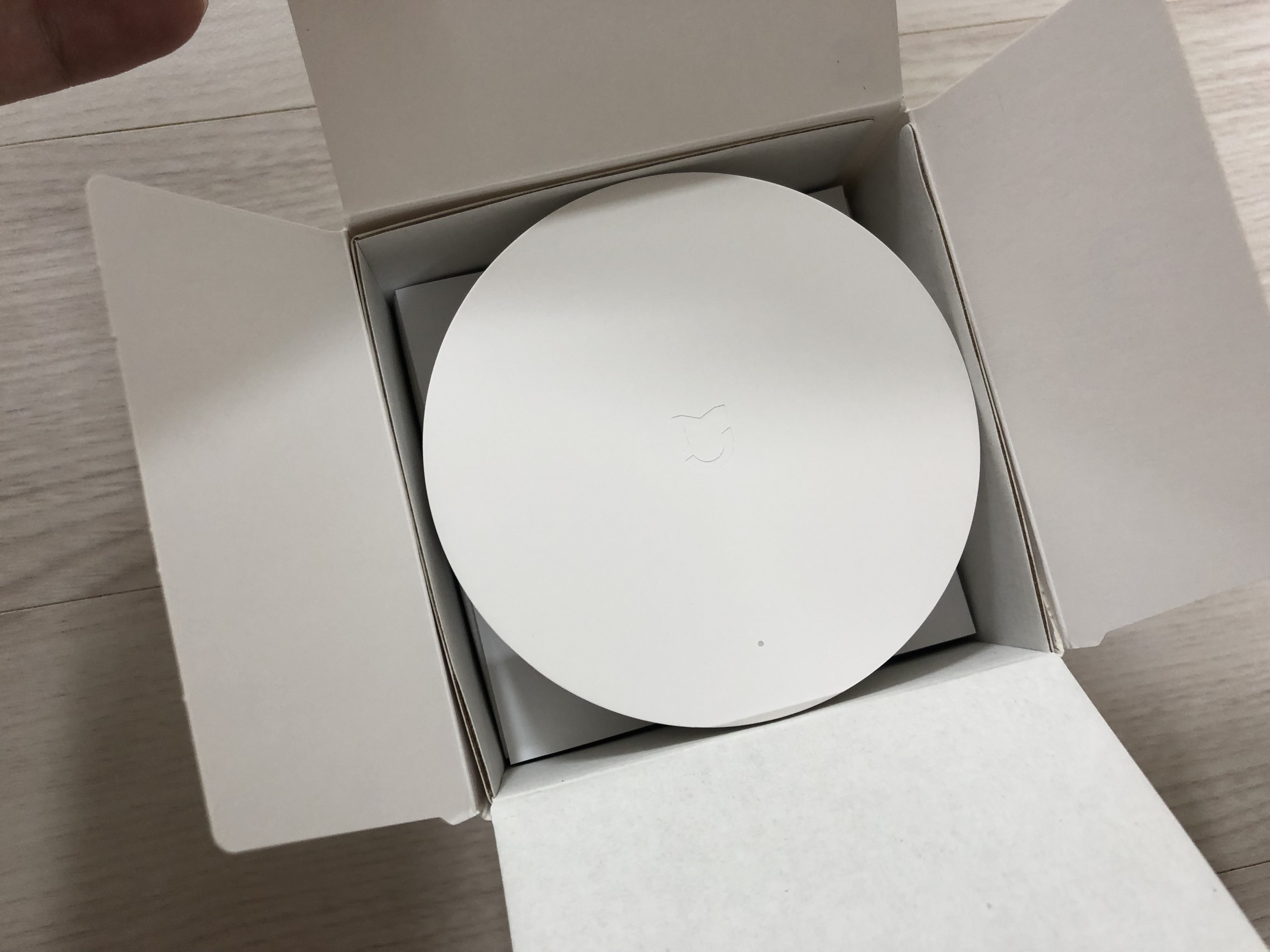 샤오미 스마트 홈 iOT 게이트웨이 - 박스 내부