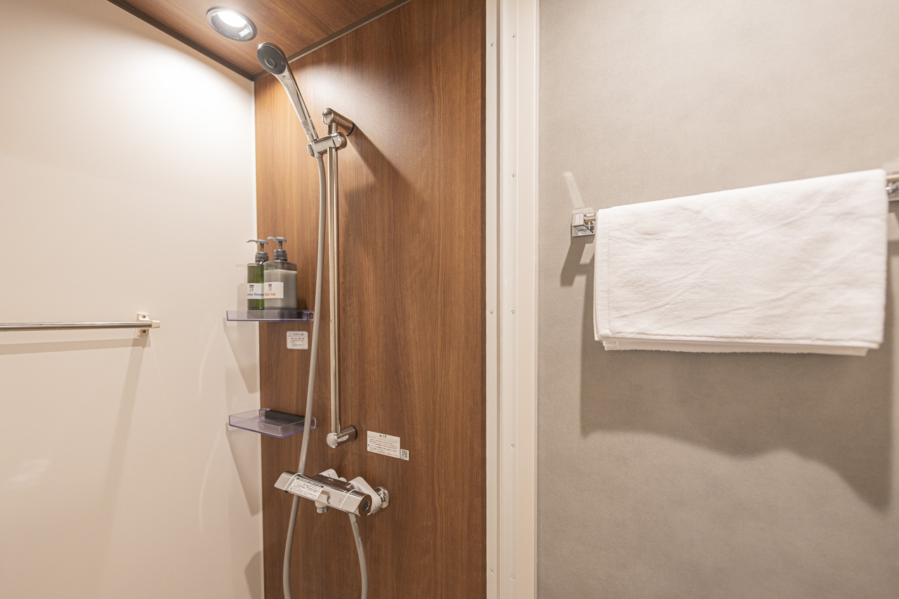 Original source image 31 for Tokyo-Area Hotel Reviews and Introductions, Including Karuizawa and Fuji.