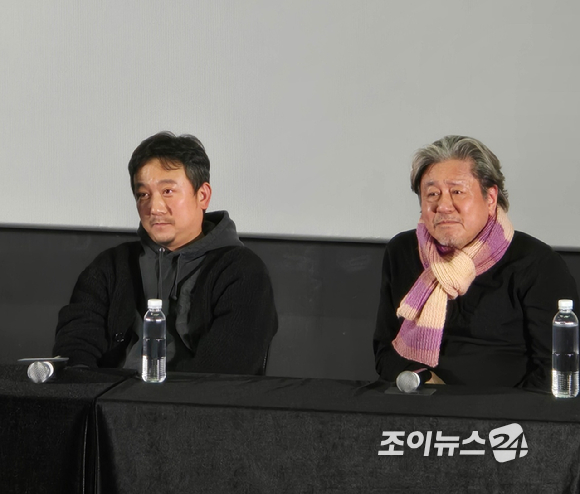 장재현 감독과 배우 최민식이 &#39;파묘&#39; GV에서 관객들과 만나고 있다. [사진=조이뉴스24 DB]