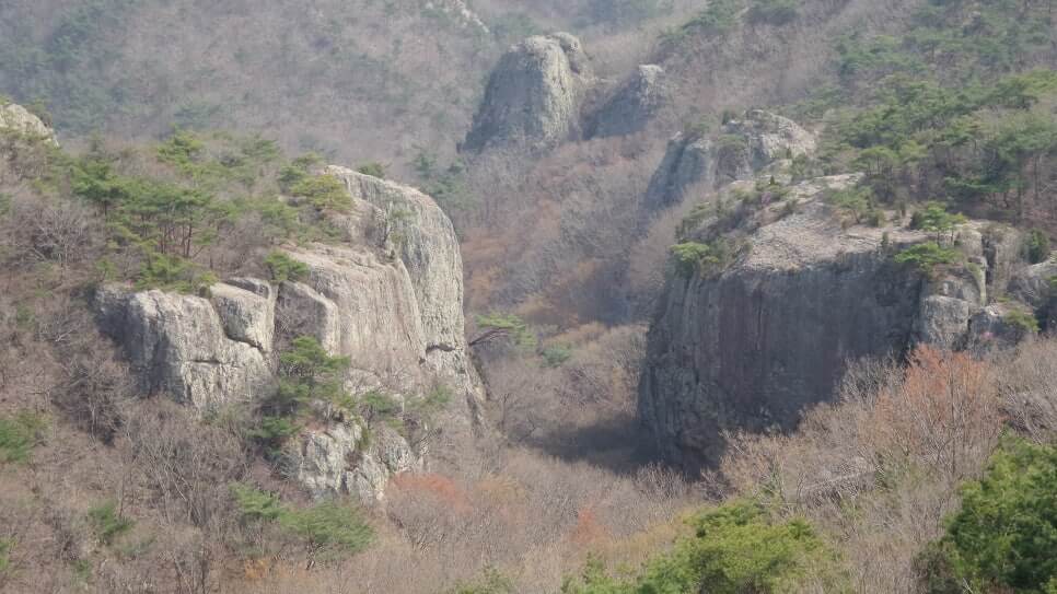 100대 명산 등산하기 고창 선운산 동백과 단풍, 사찰과 기암절벽이 어우러진 최고의 힐링 산행지