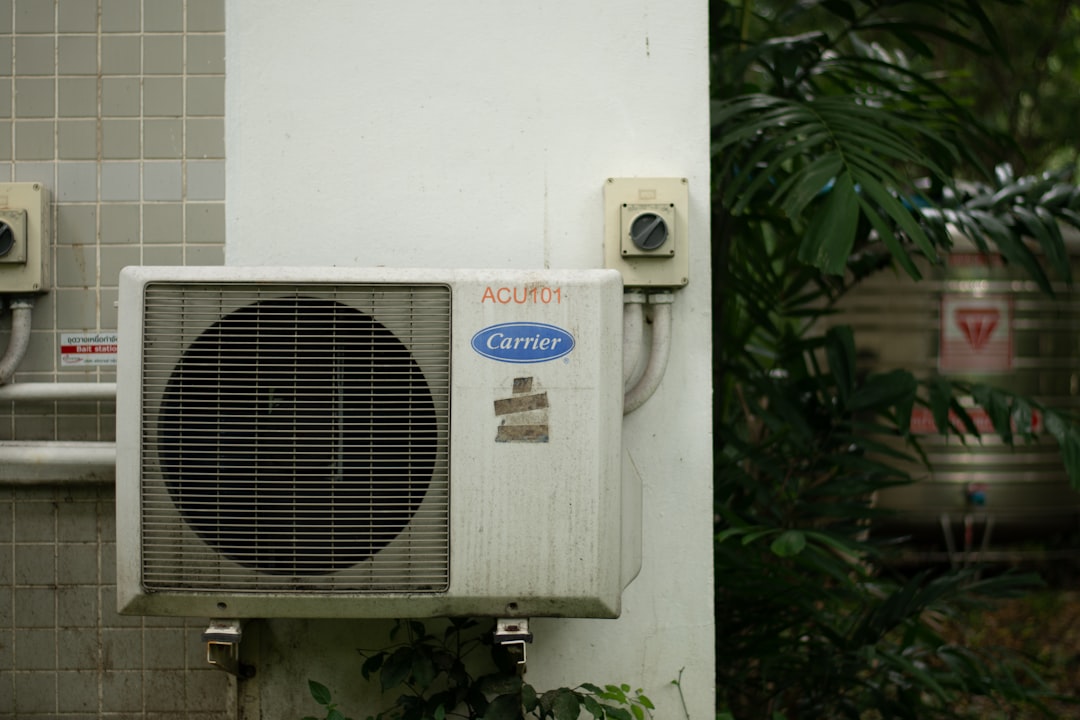 Air conditioner.