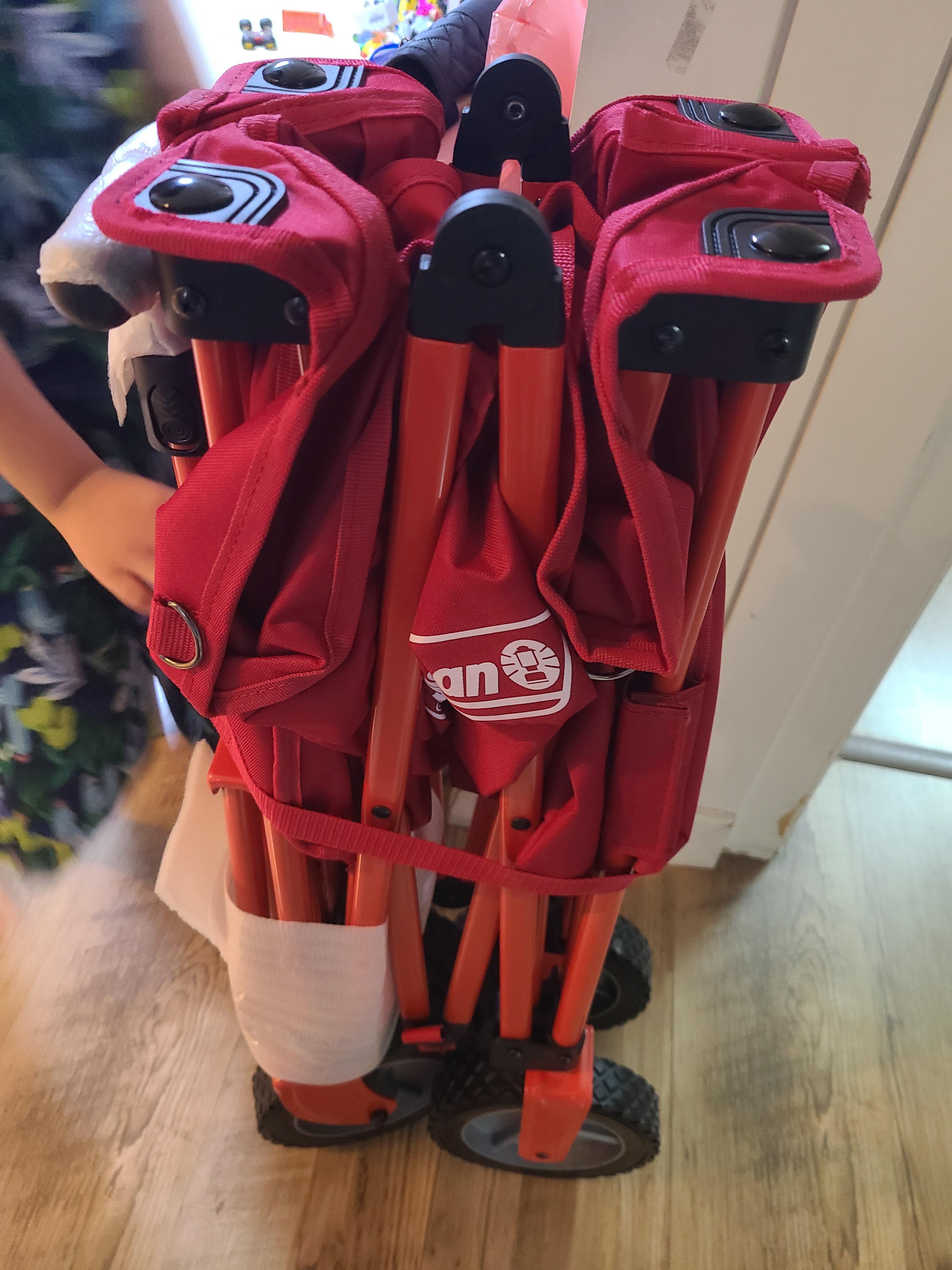 콜맨 아웃도어 웨건 접힌 사진