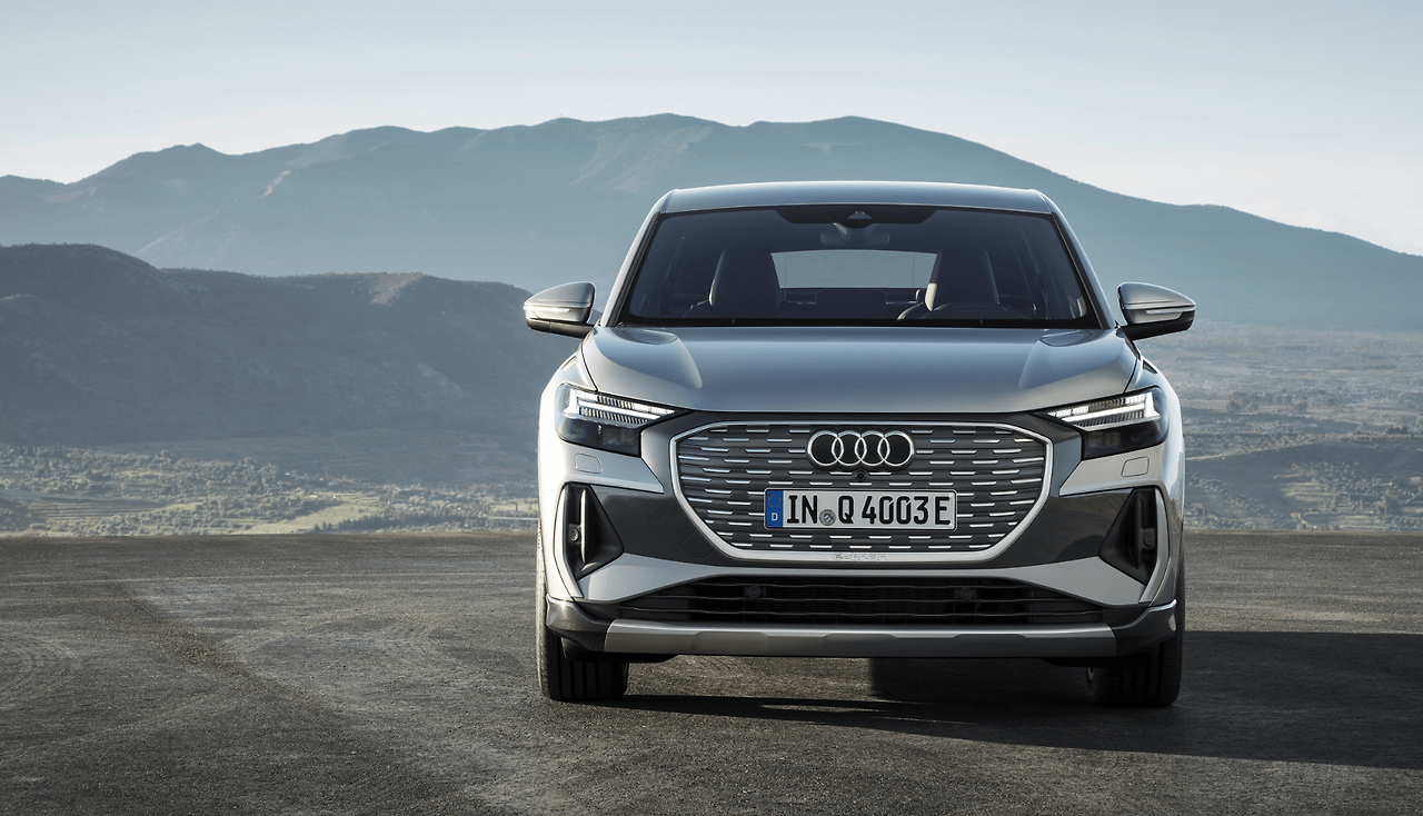아우디 e-트론