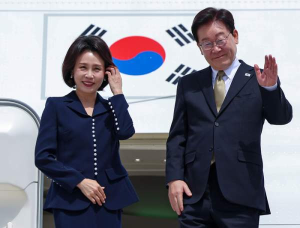 이대통령 지지율 37.9% 2주 연속 상승｜국민의힘 39.4%&middot;민주당 38.7% 오차범위 내 역전 의미