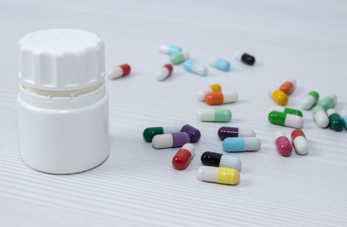 영양제를 올바르게 섭취하는 방법: 시간대와 복용 순서의 중요성