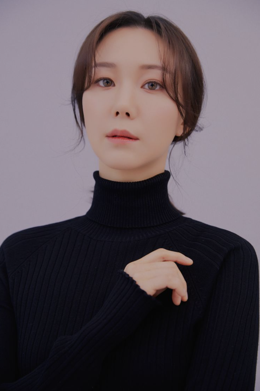 이유영 프로필 화보